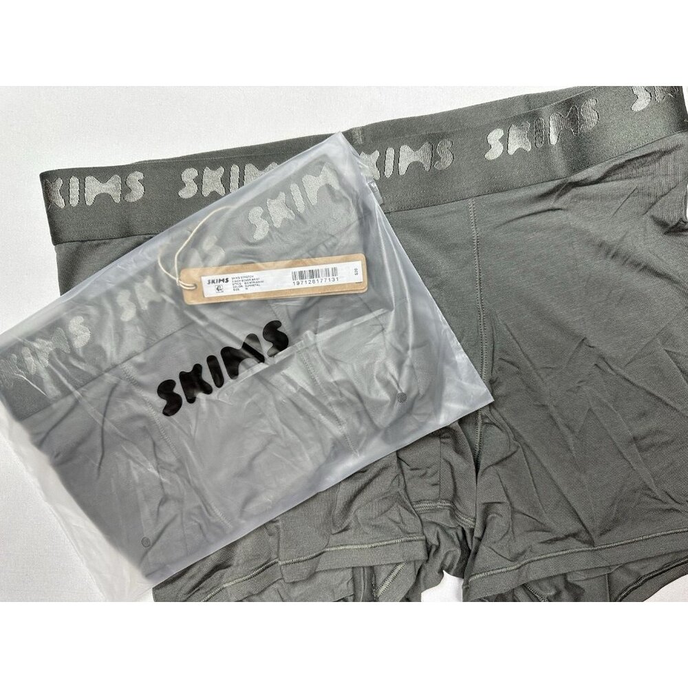 NWT Skims Stretch Men's 3" Inseam Boxer Brief Gunmetal Grey Medium BO-BTR-5294M